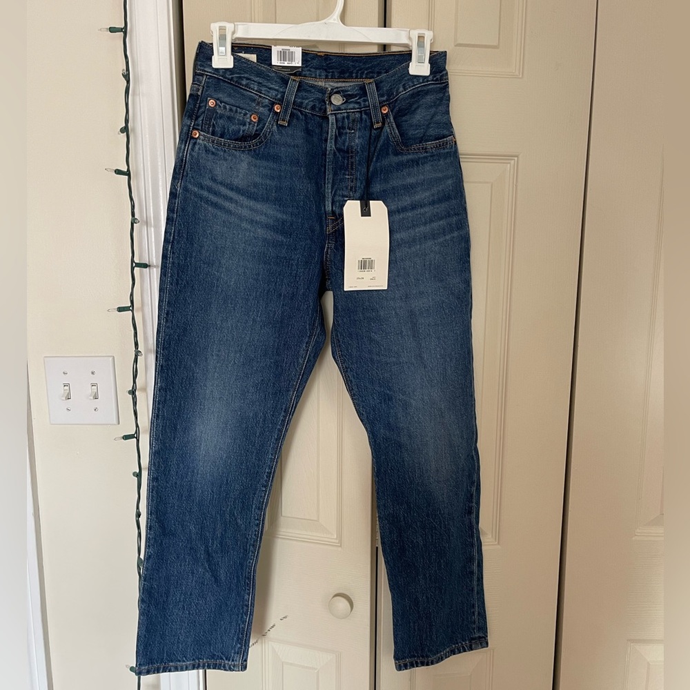 Levi’s 501 Original Cropped MidWash Jeans